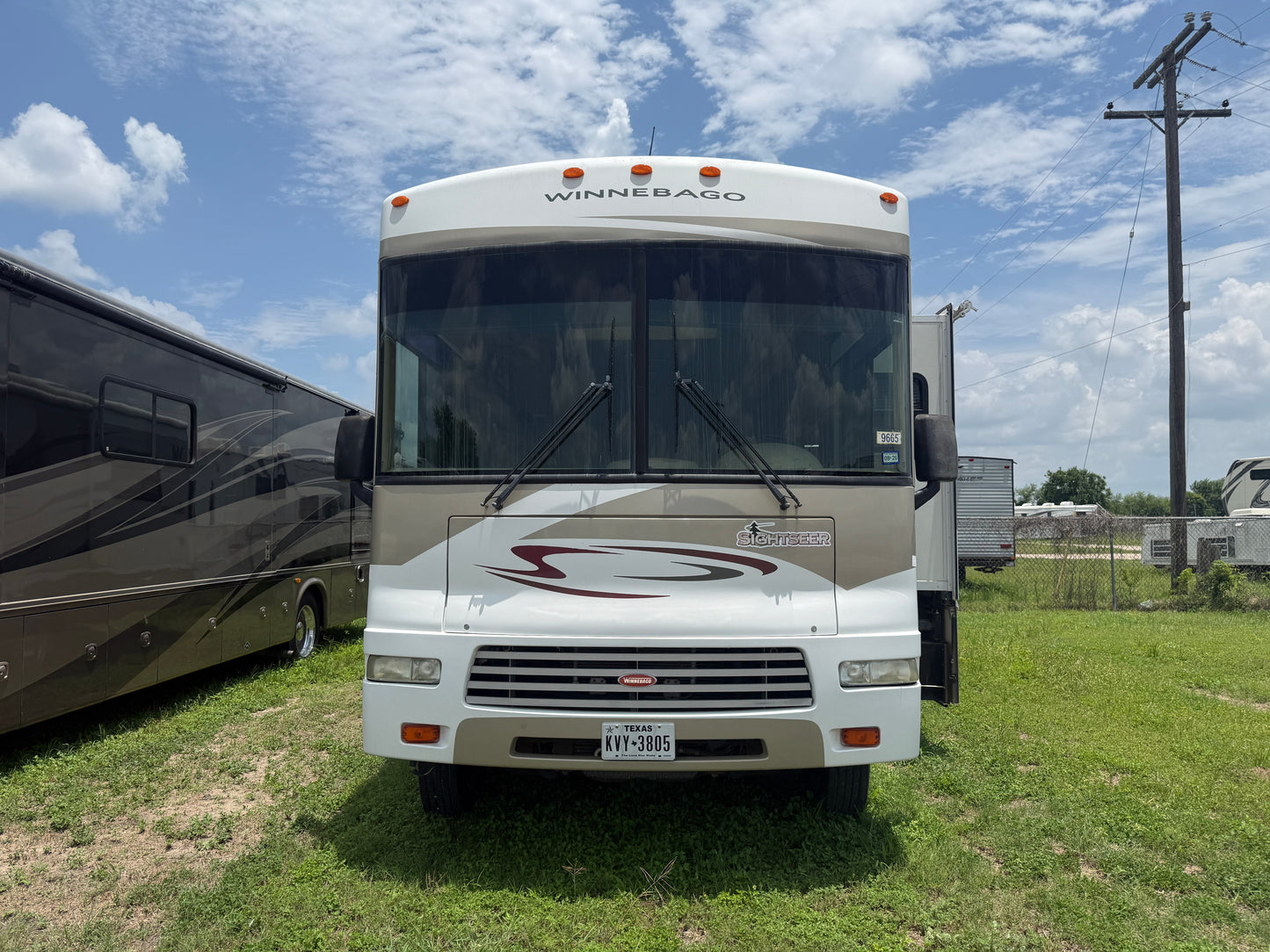 2007 Winnebago Sightseer
