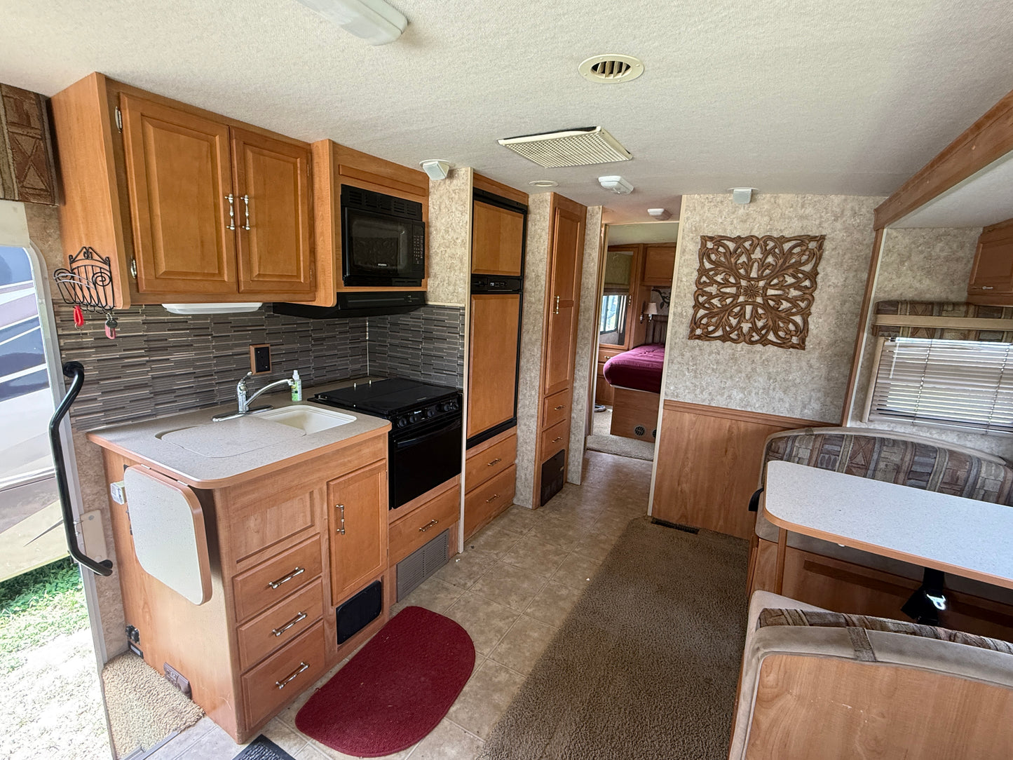 2007 Winnebago Sightseer