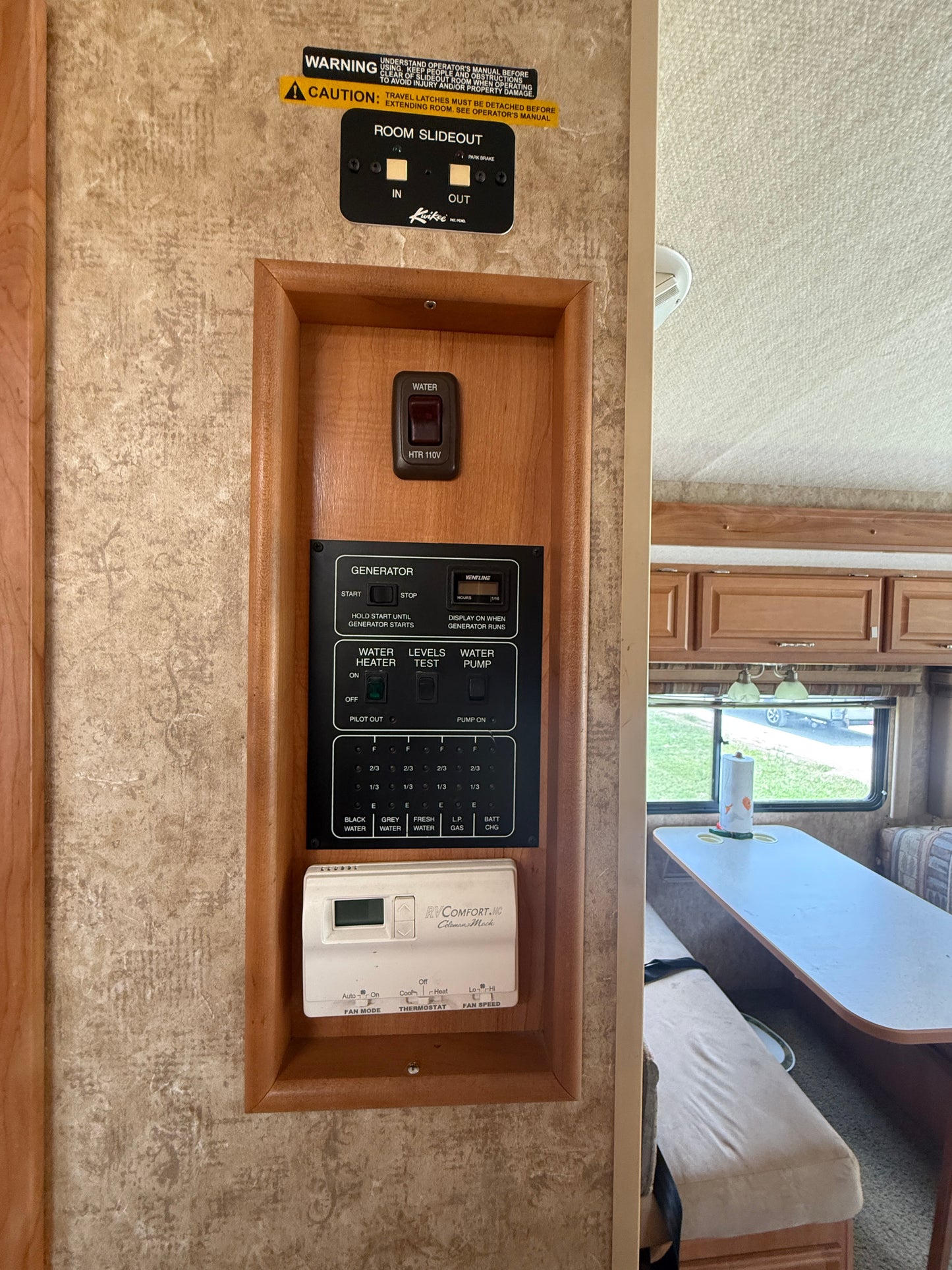 2007 Winnebago Sightseer