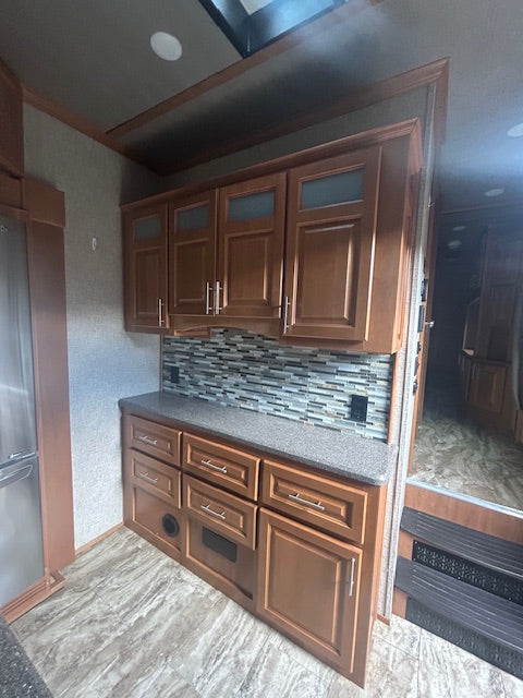 2021  LUXE35 GRS GOLD