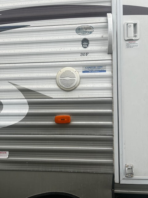 2012 Grey Wolf Cherokee