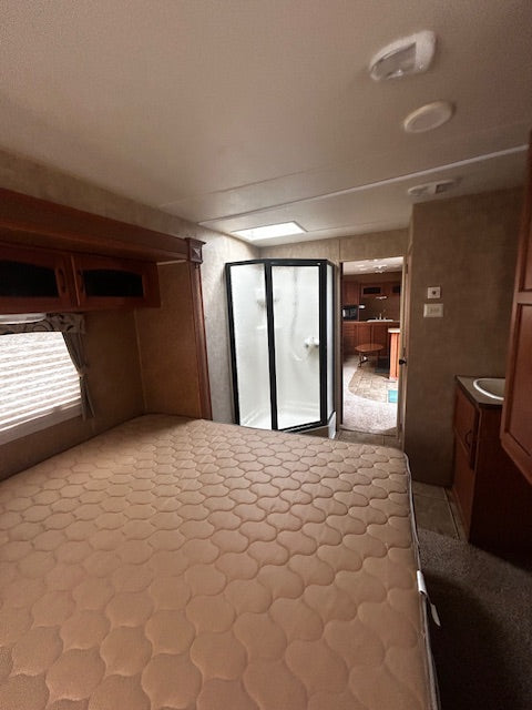 2012 Grey Wolf Cherokee