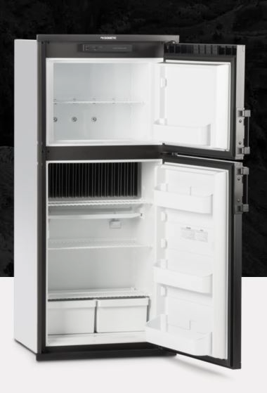 Dometic dm2672 refrigerator